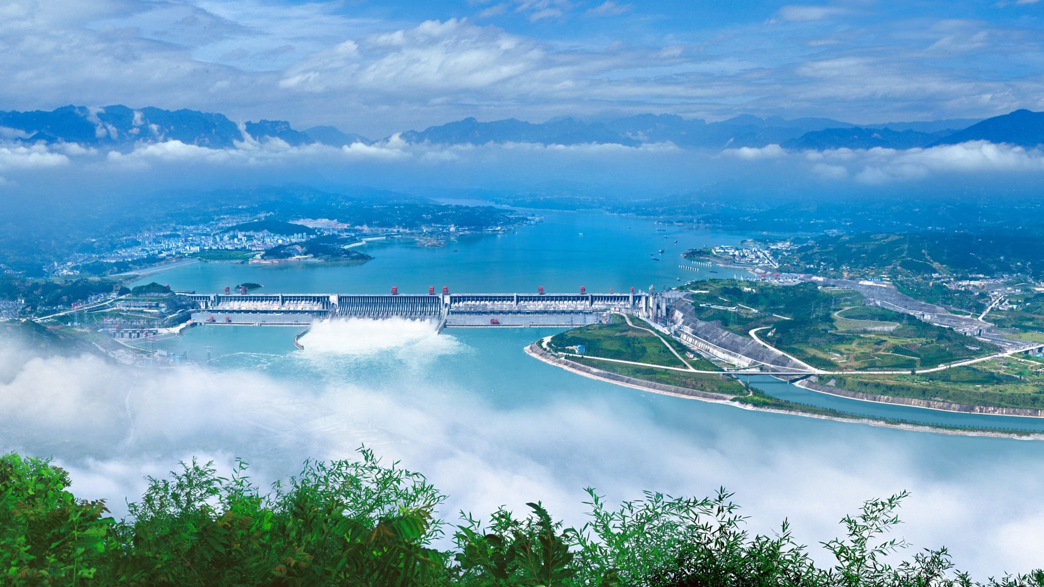 【人民日报】长江三峡多元数字智造与服务能力项目启动-1027-媒体关注