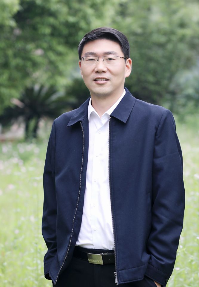 党委常委、副校长兼党委宣传部部长、党委教师工作部部长