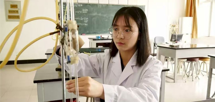 全国大学生自强之星 杨玉霞